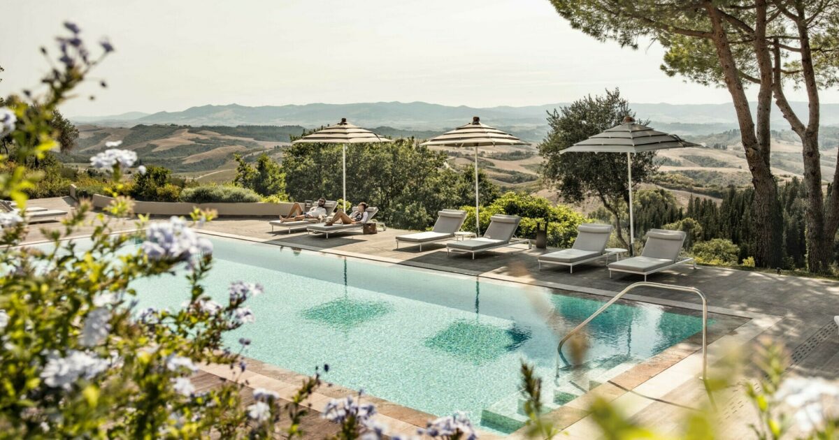 Piscina di Castelfalfi